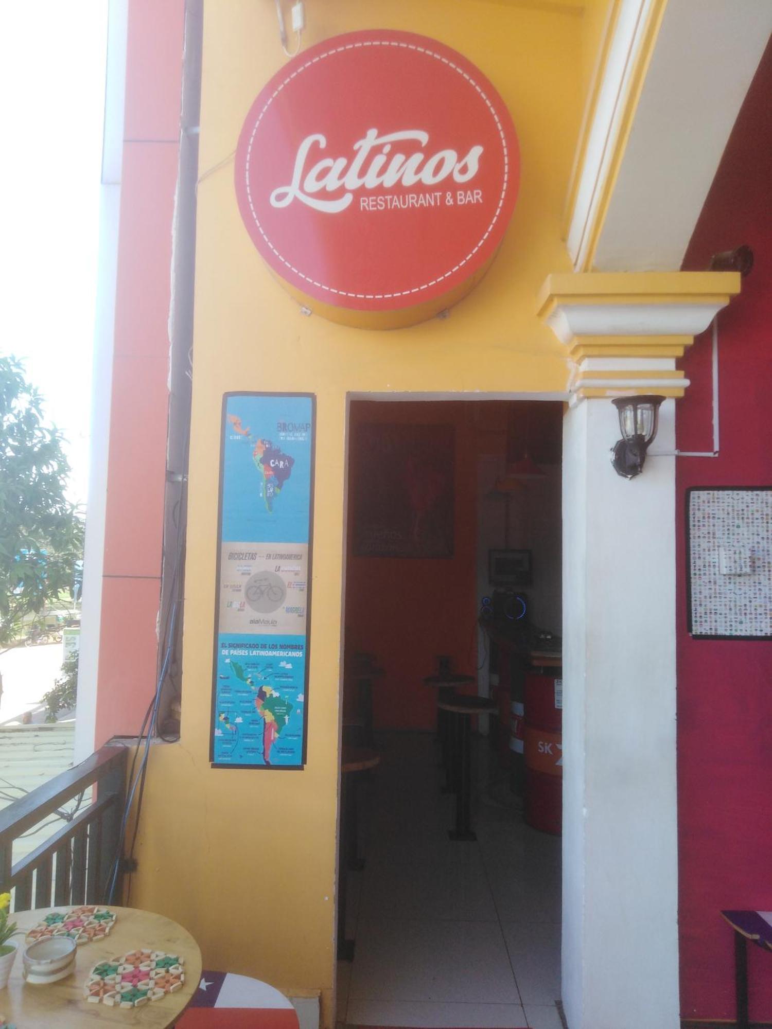 Latinos Hostel 시엠리아프 외부 사진