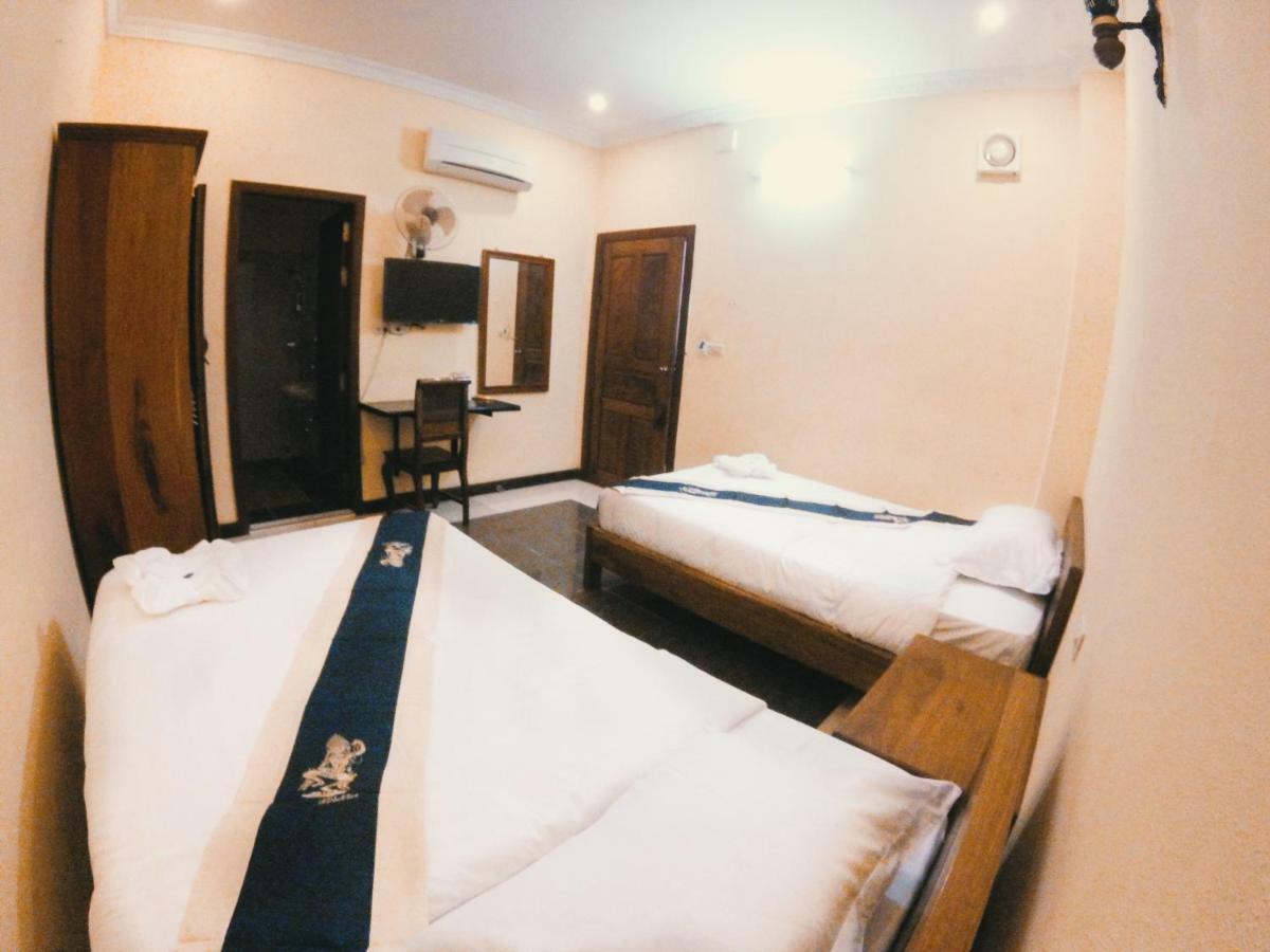 Latinos Hostel 시엠리아프 외부 사진